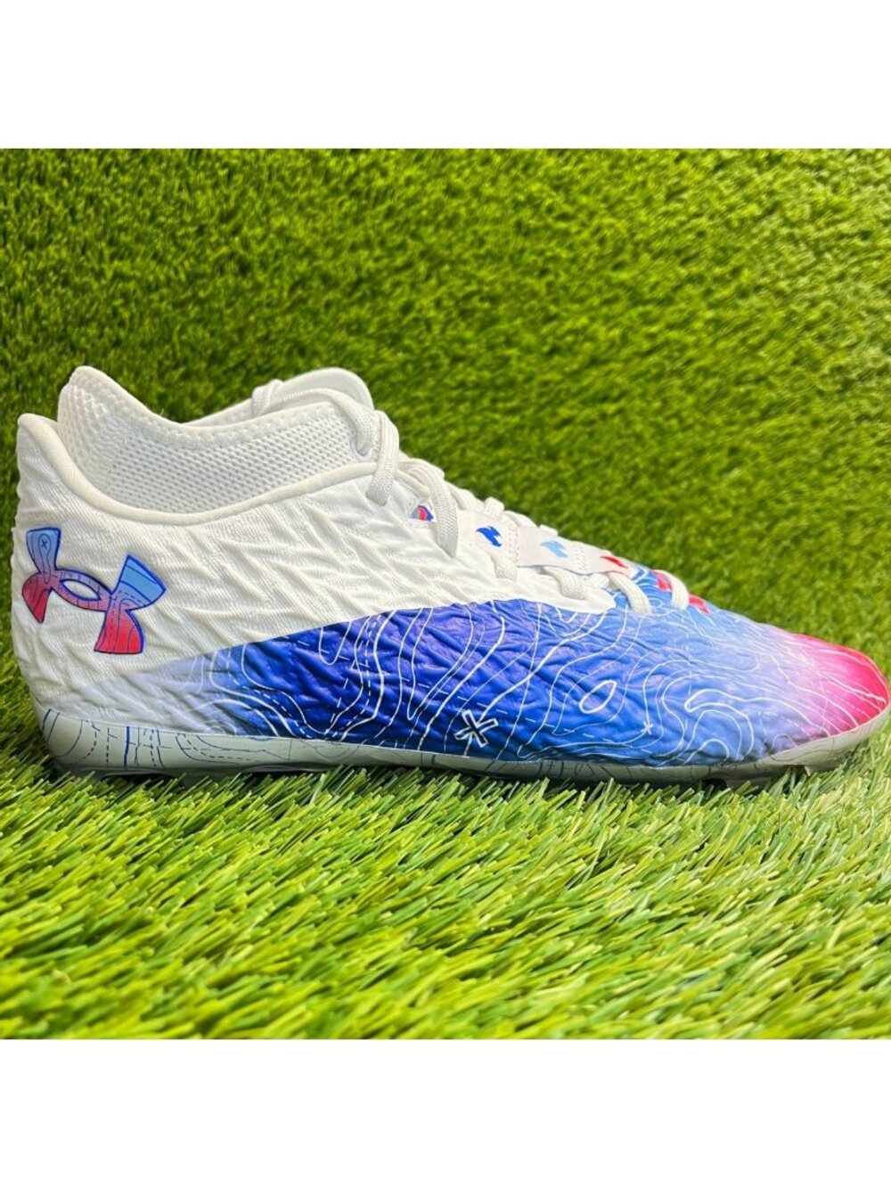 Under Armour Spotlight Clone 4 MC TX Mens Size 9 Blue White Pink Football Cleats